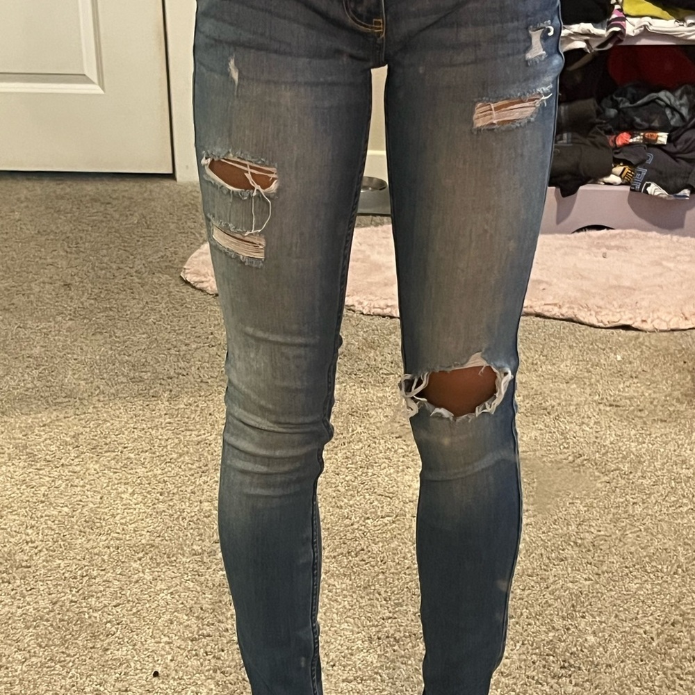 Hollister Ripped Skinny Jeans in Blue